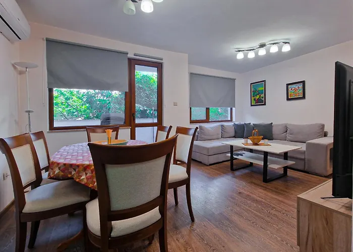 Next To Kapana - Art